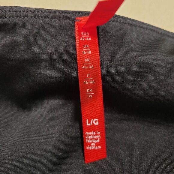 Spanx camo leggings, size Large - Picture 4 of 13